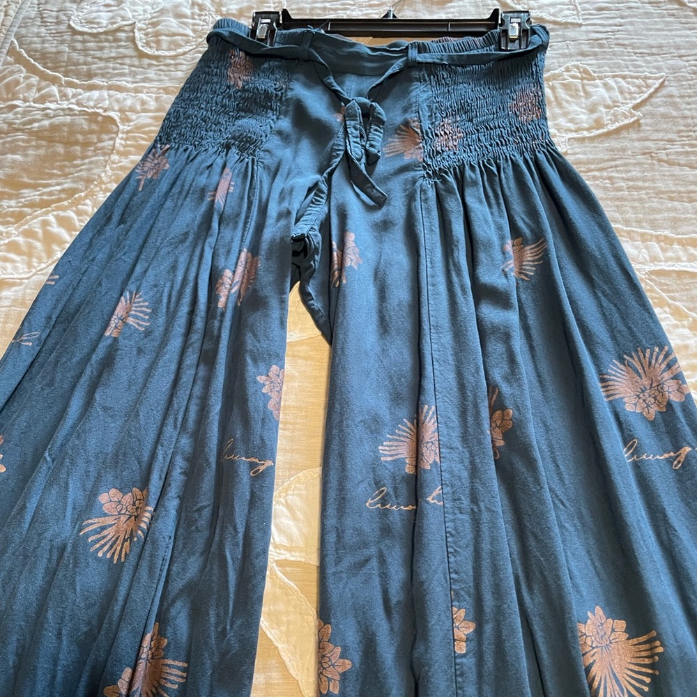 Living Hula wideleg pants